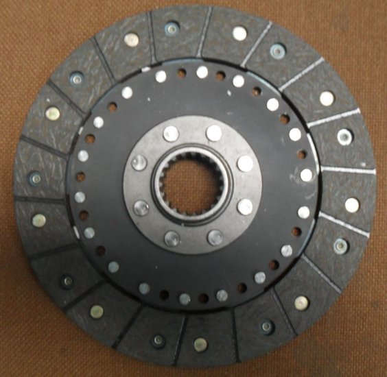 Mahindra Clutch Disc 1526, 1626, 3016, 3215, 3316, 3616 Gear models - Click Image to Close