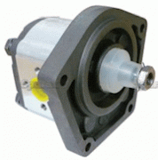 thumbnail image 2 of 3064060R91 Oil Pump W/ Tach Drive For Case-IH Tractors – B275, B414, 424, 444, 354, 365 2 of 5